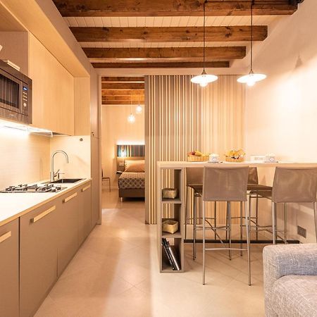 Dreamy Apartment Tre Corone Old Town Ντεζεντσάνο ντελ Γκάρντα Εξωτερικό φωτογραφία