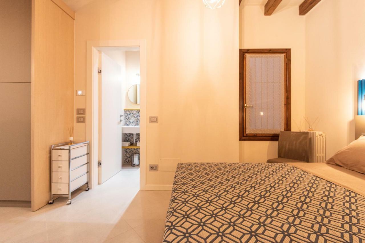 Dreamy Apartment Tre Corone Old Town Ντεζεντσάνο ντελ Γκάρντα Εξωτερικό φωτογραφία